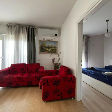 Center Luxury טיראנה
