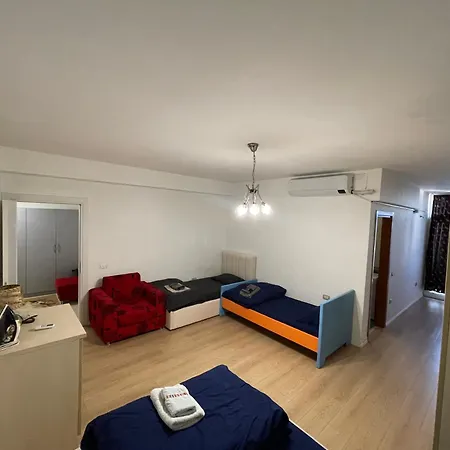 Center Luxury דירה