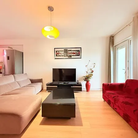 Center Luxury Apartament *